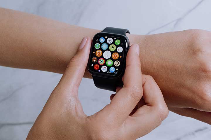Top-5-Apps-For-Apple-Watch