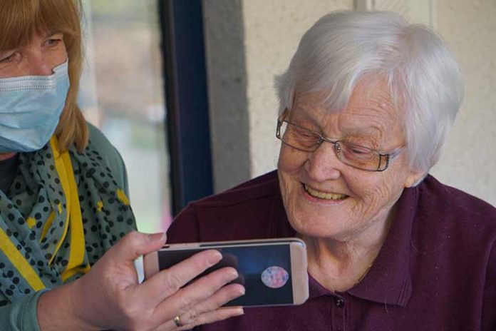 Internet-Of-Things-Apps-For-Seniors